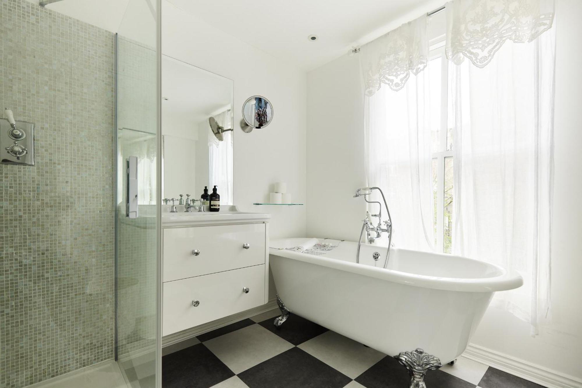 The Designers Suite Kensington - Stylish 1Bdr Flat 伦敦 外观 照片