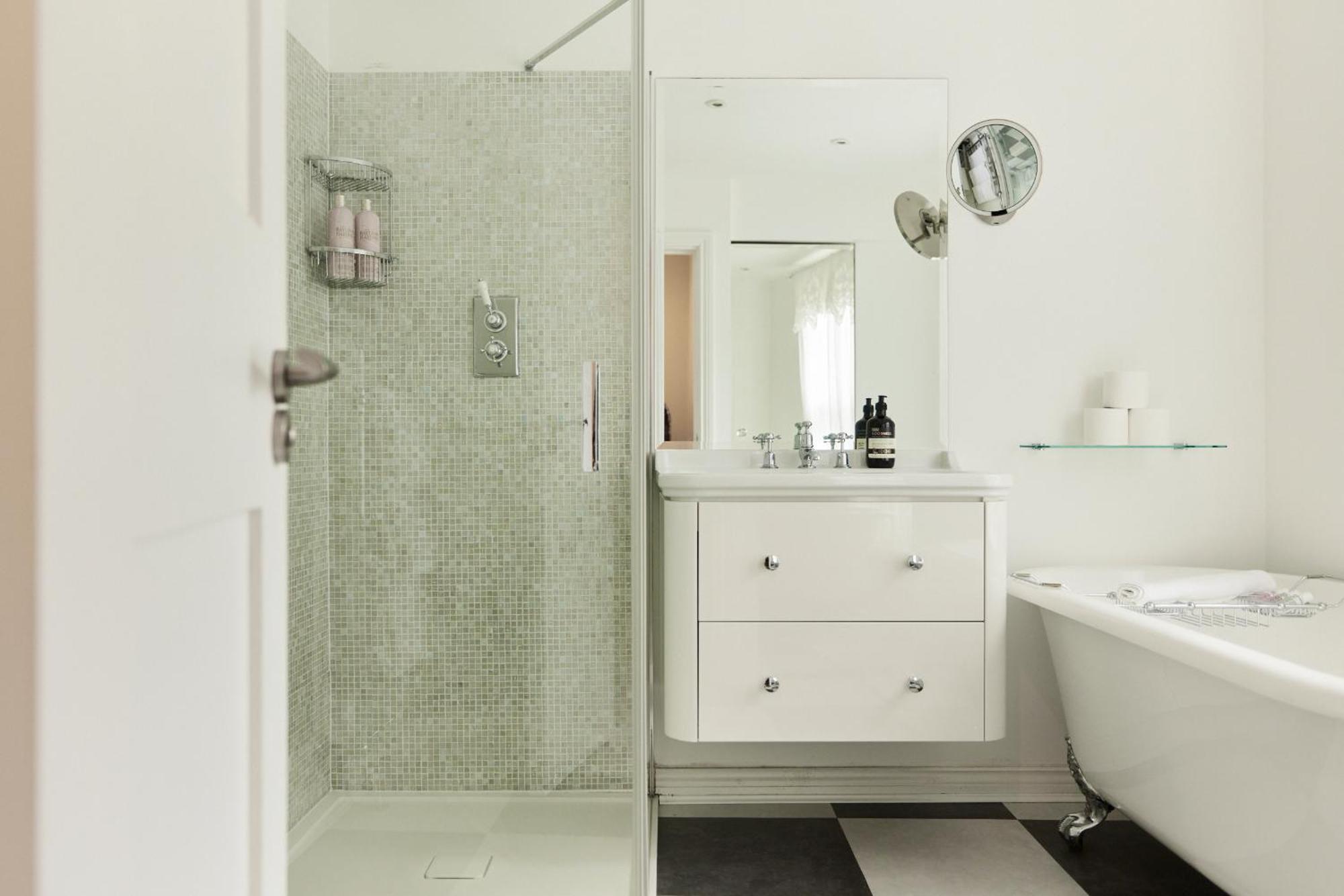 The Designers Suite Kensington - Stylish 1Bdr Flat 伦敦 外观 照片